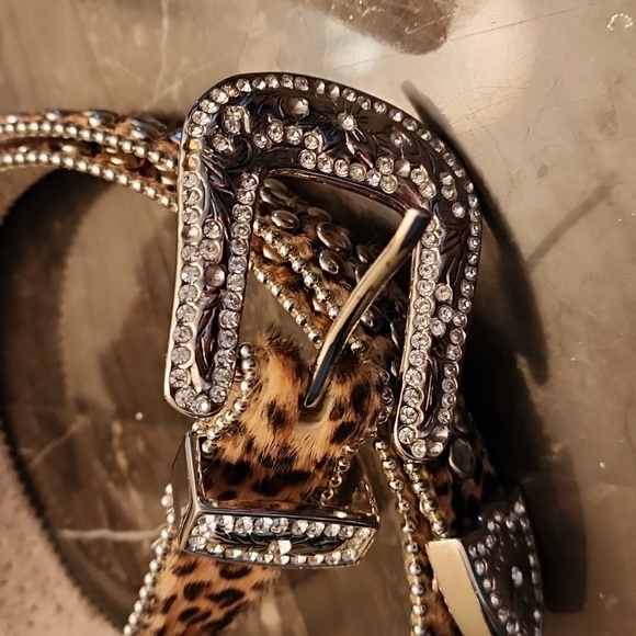 Gorgeous Christine Alexander Belt - Picture 2 of 6